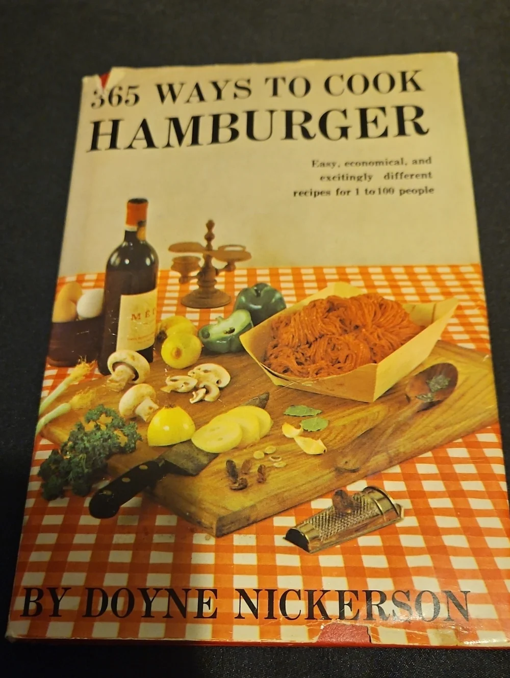 365 Ways to Cook Hamburger Cookbook - Classic Orange Cover